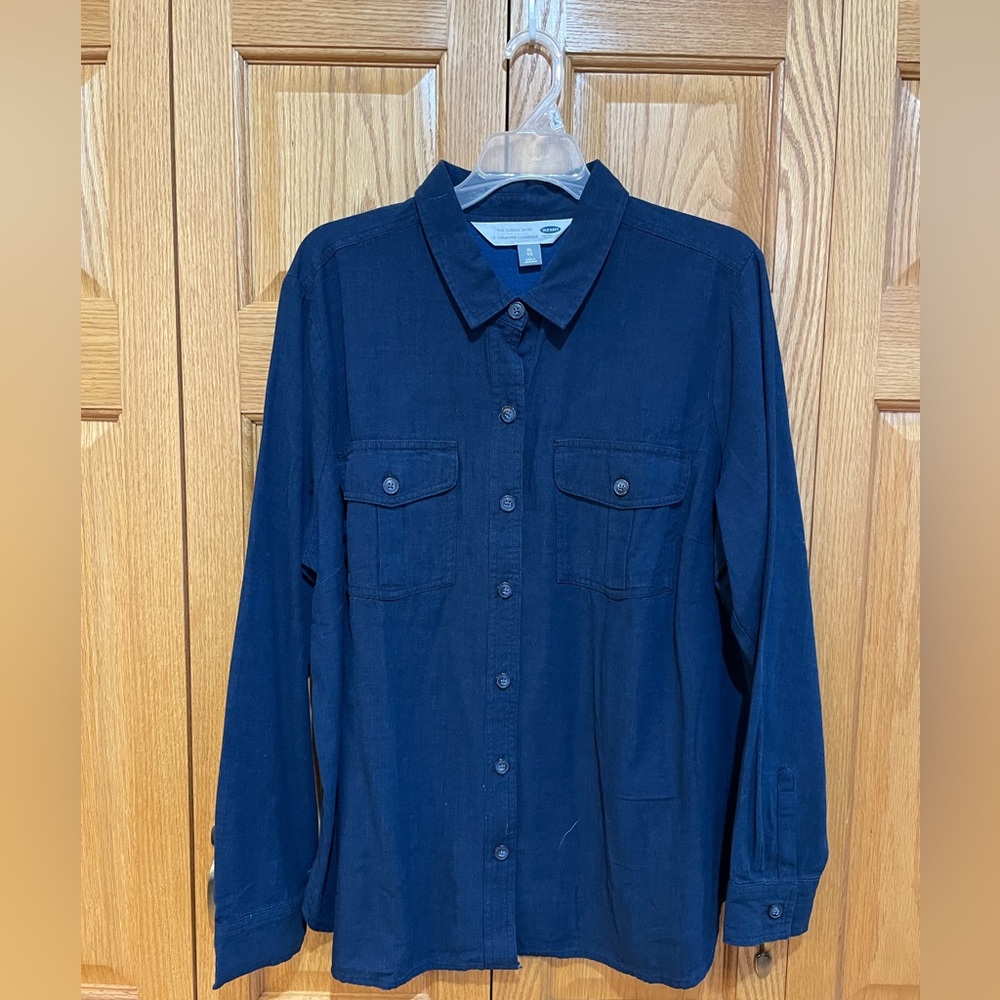 Women’s Dark Blue Denim Button Down Shirt. Size XL